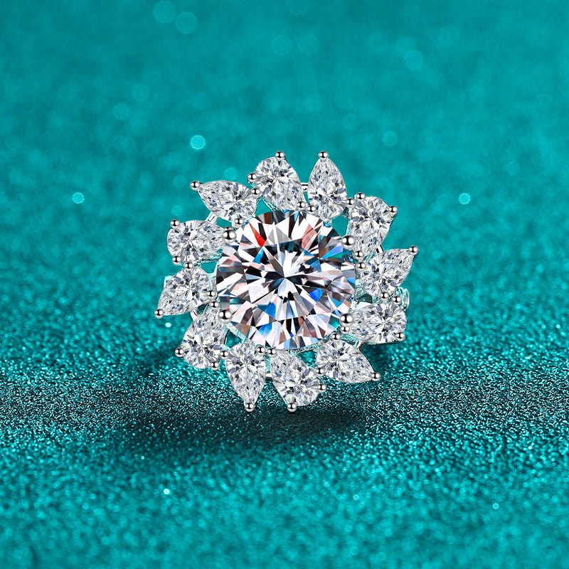 Moissanite Shine vs. Diamond Brilliance: A Side-by-Side Visual Guide - Moissanite Shine