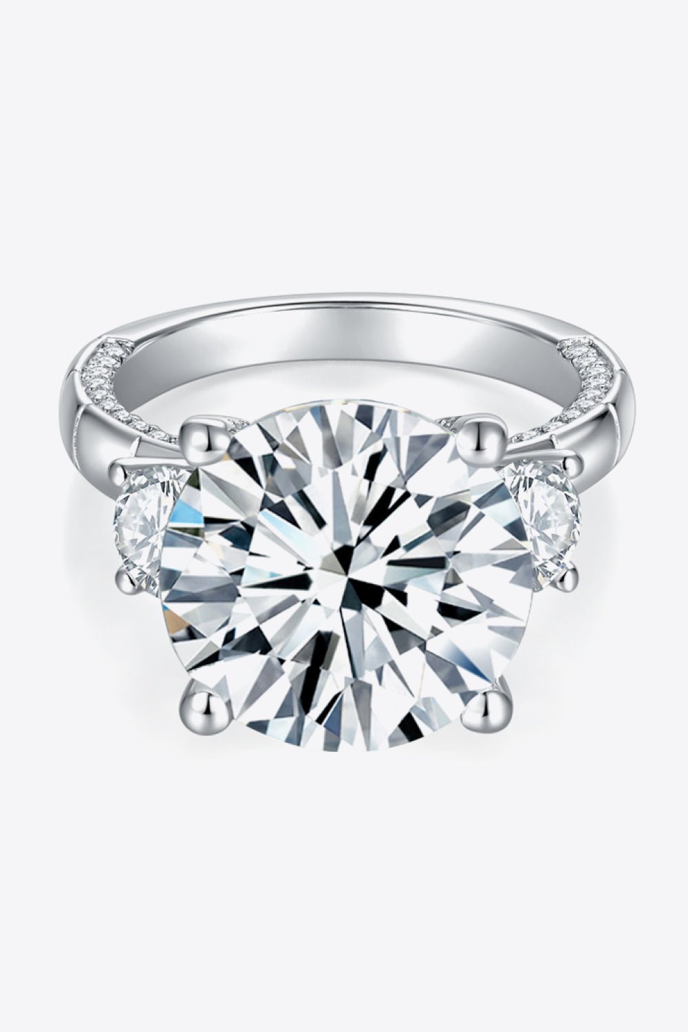 Moissanite vs. Cubic Zirconia (CZ): Why One Lasts Forever and the Other Fades - Moissanite Shine