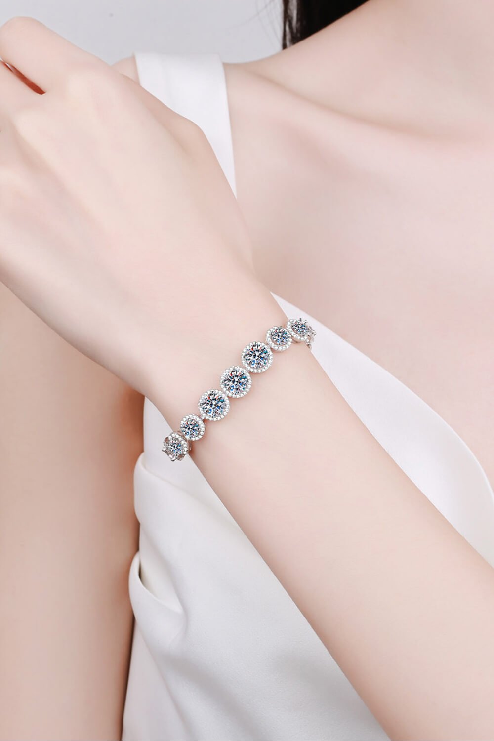 Elegant Moissanite Tennis Bracelet – 10.4 TCW Round Cut VVS1 D Color Modern Luxury Wristband (GRA Certified) | Bracelet | Moissanite Shine