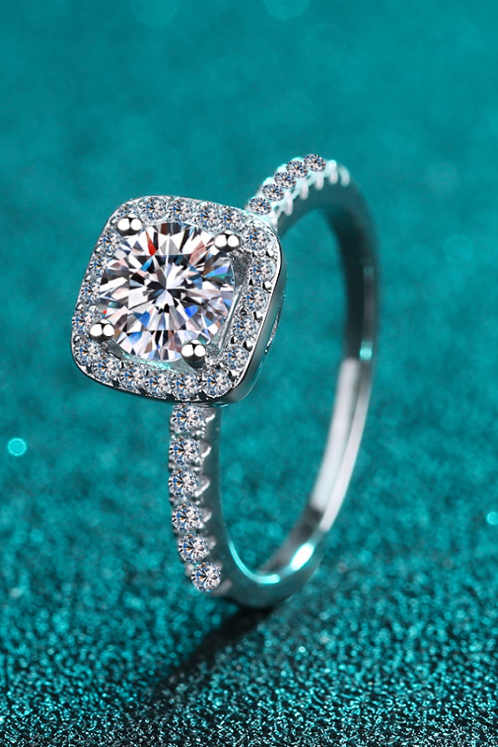 Sustainable Moissanite Shine ethical 2 carat cushion halo proposal ring
​Flawless VVS1 brilliant facets on 2ct moissanite pave ring with upgrade program
​High status conscious luxury custom solid gold square halo ring lifetime warranty