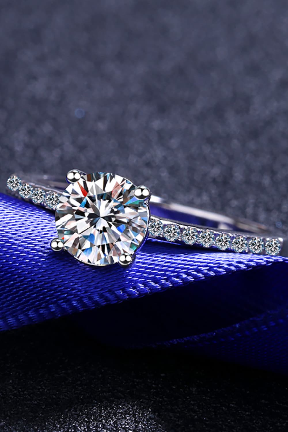 The Stella Interwoven Halo Ring: A 1-Carat Round Cut VVS1 Moissanite Engagement Ring | RING | Moissanite Shine